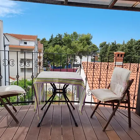 Bonbon 3 Biograd Na Moru