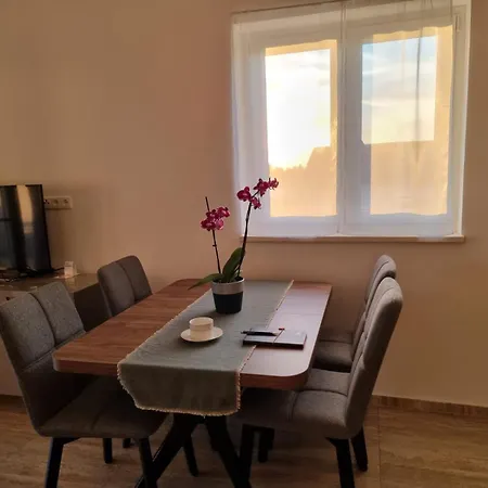 Apartament Bonbon 3 Biograd Na Moru