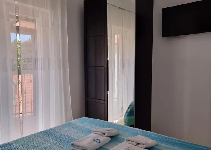 Bonbon 3 * Biograd Na Moru