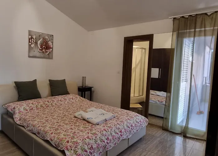 Bonbon 3 Apartament