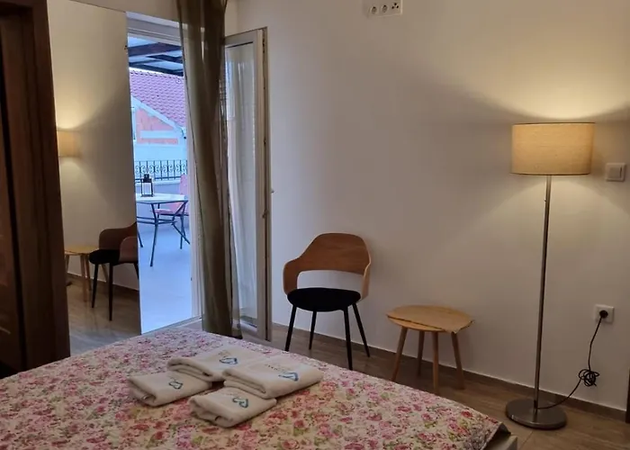 Апартаменты Bonbon 3 *